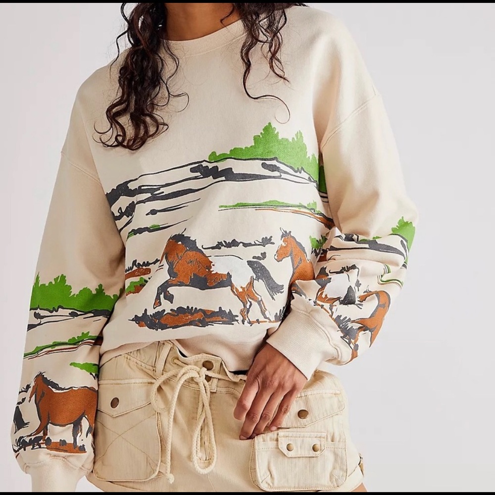 Daydreamer Running Horses Sweatshirt Size M